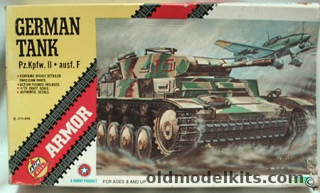 AHM 1/72 Panzerkampfwagen Panzer II Ausf.F, K555 plastic model kit